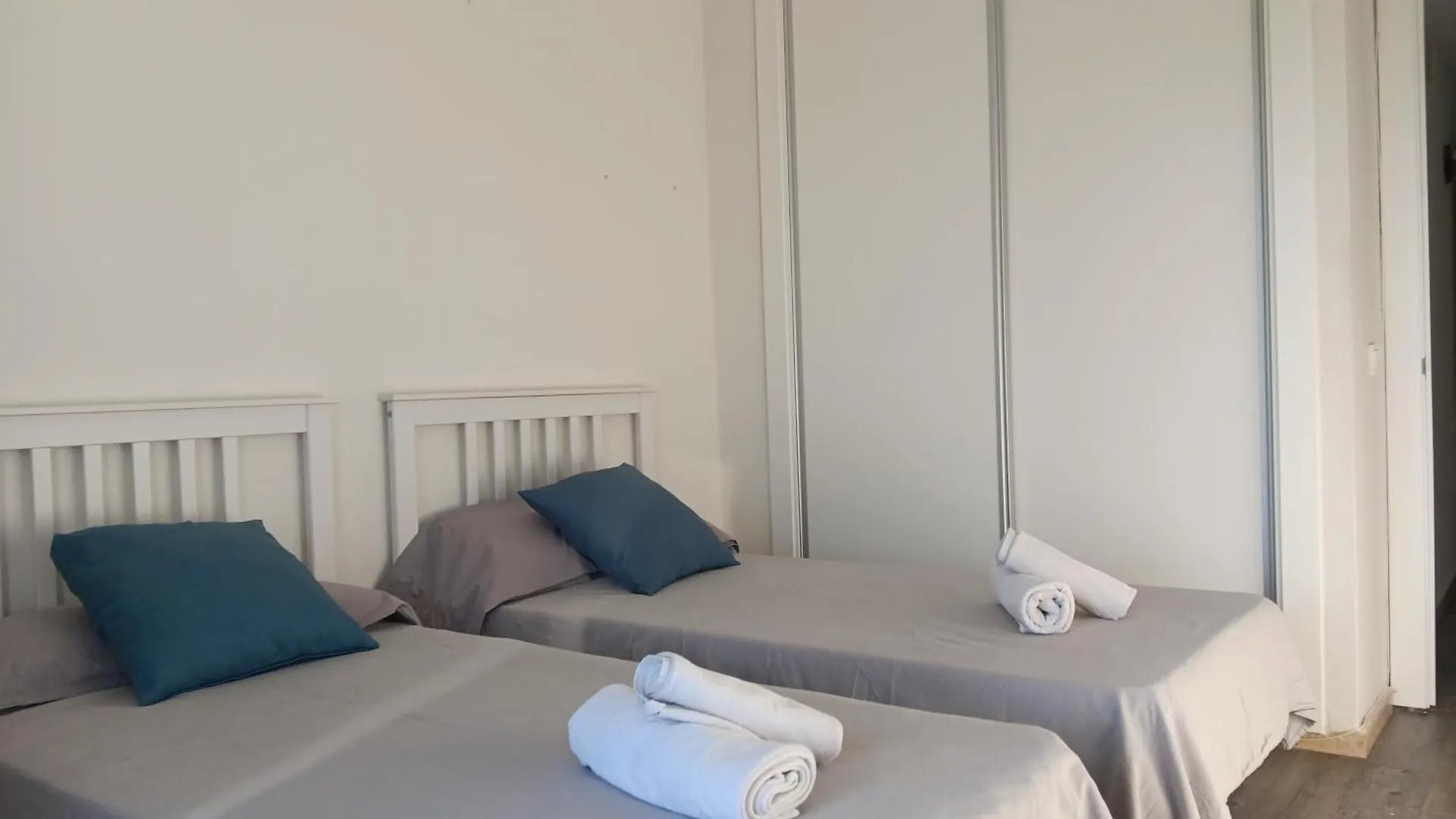 Apartament Alojamiento Iberia Playa Estepona Hiszpania