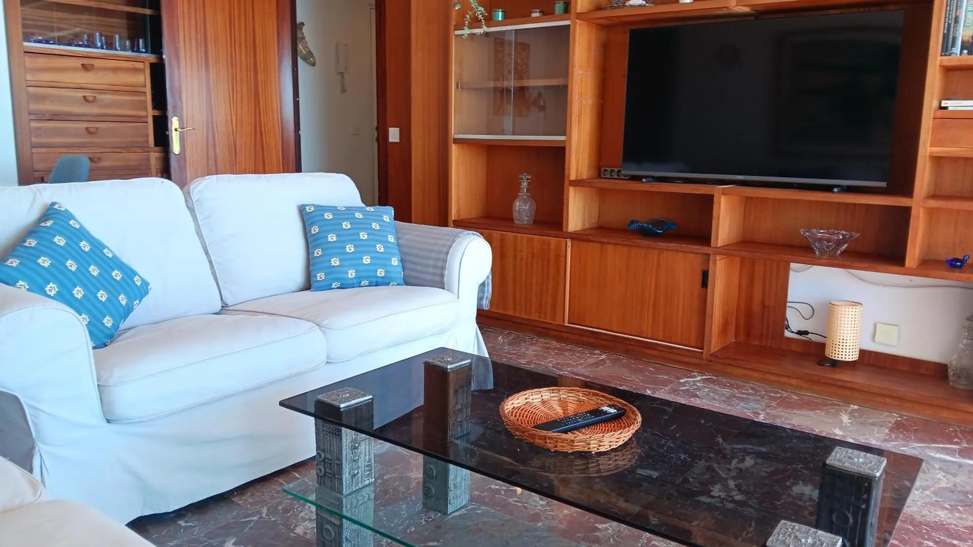 Alojamiento Iberia Playa Estepona