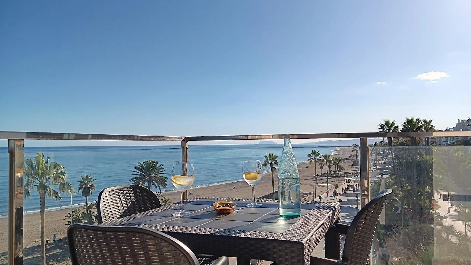 Apartament Alojamiento Iberia Playa Estepona